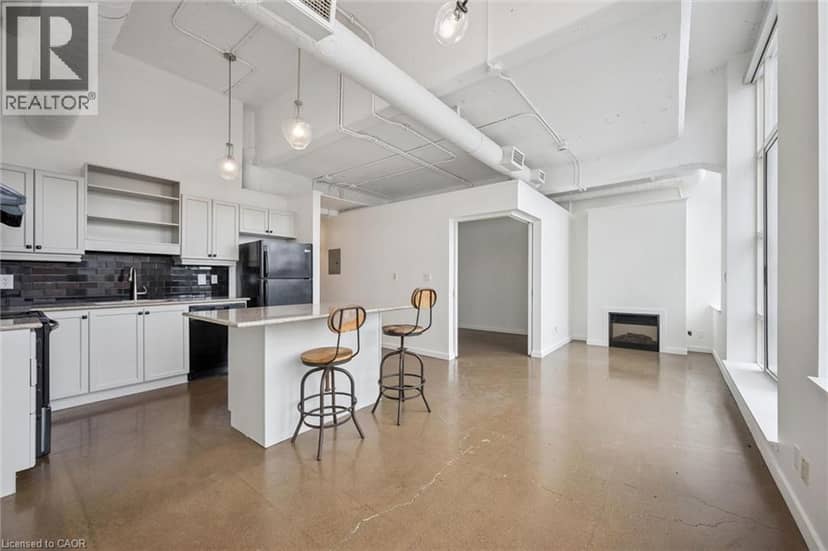 404 KING Street W Unit# 317 — photo 16 of 34