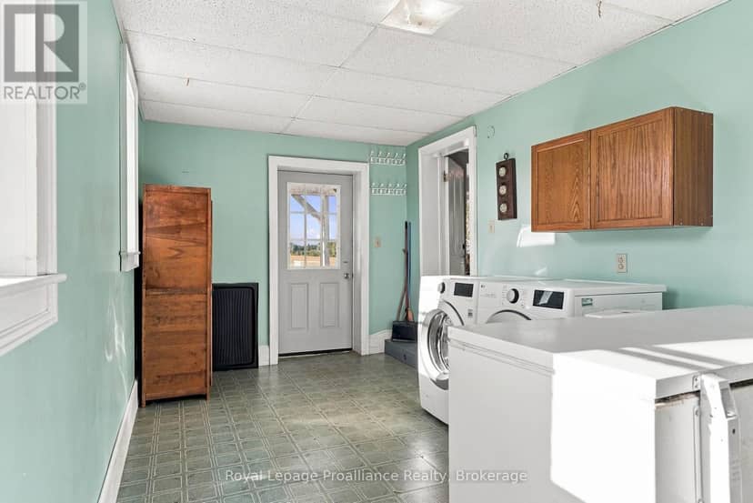 661 County Road 10 — photo 15 of 40
