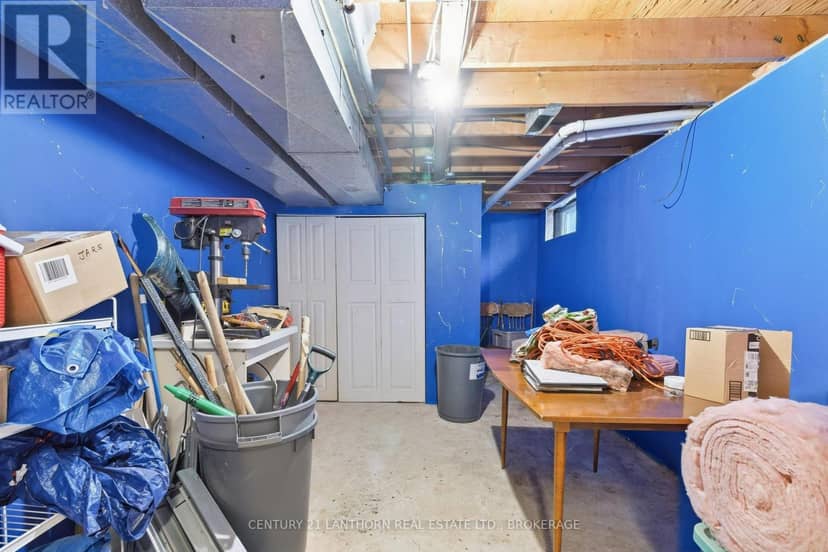 16 Winchester Drive — photo 23 of 28