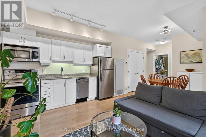706 - 245 Kent Street — photo 10 of 40