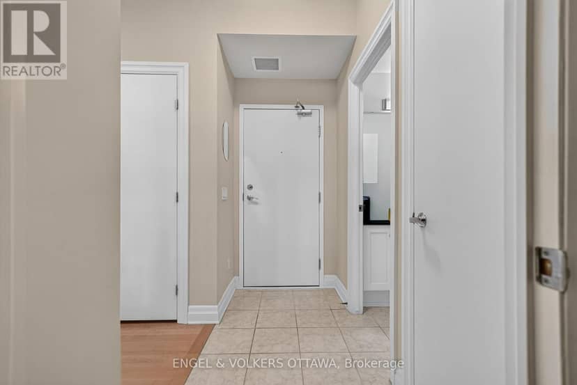 706 - 245 Kent Street — photo 7 of 40