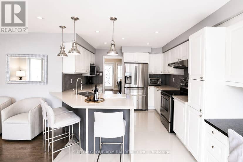 43 Mainland Crescent — photo 14 of 40