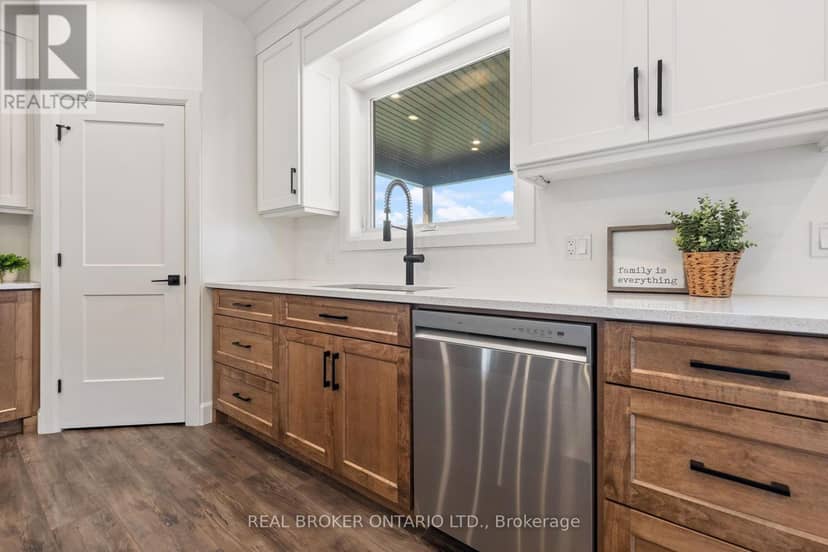 57009 Bruce Street — photo 12 of 31