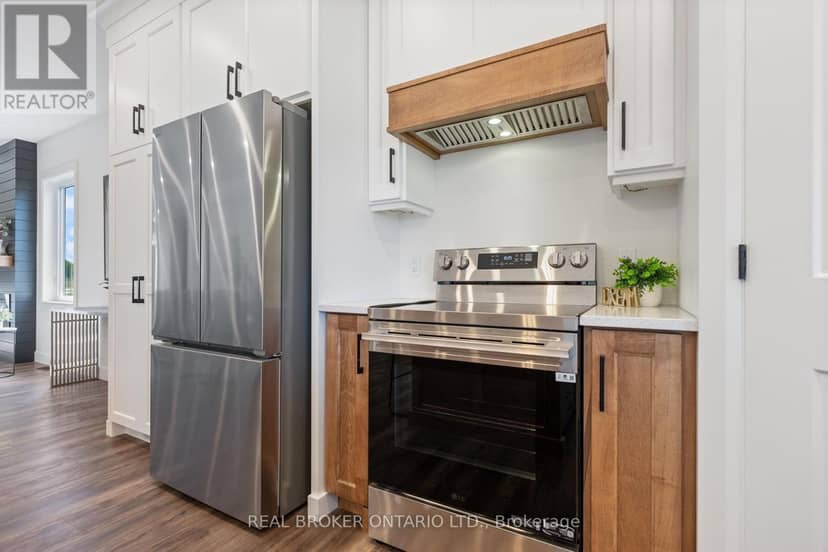 57009 Bruce Street — photo 13 of 31