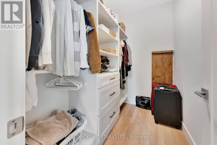 10 Macneil Court — photo 19 of 40