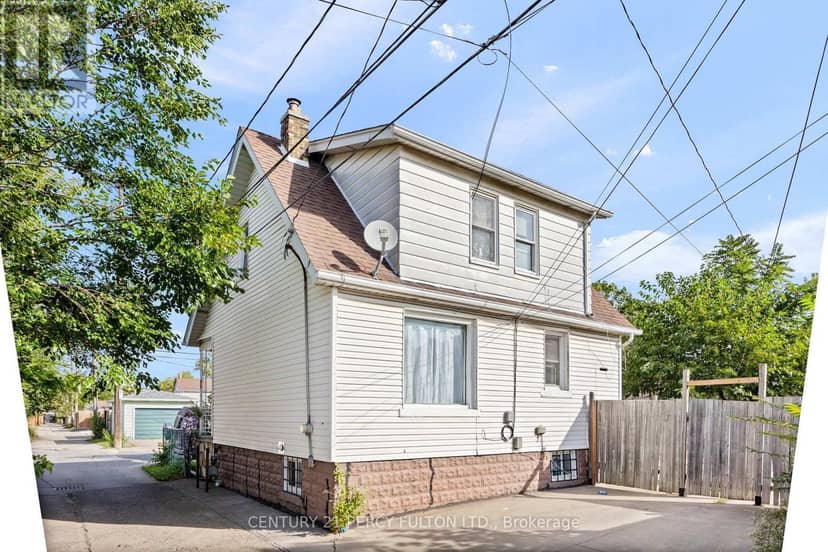 1259 Cataraqui Street — photo 3 of 17