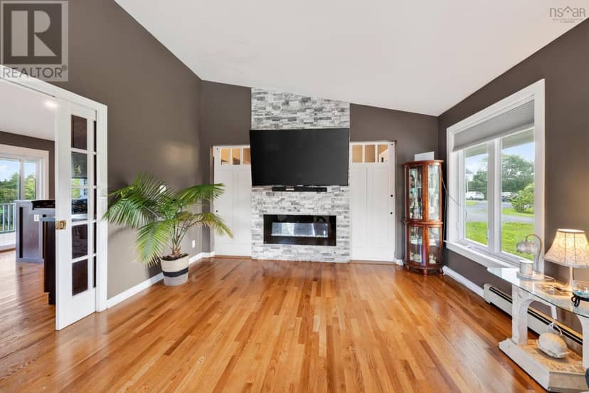 131 Oakfield Drive — photo 20 of 40