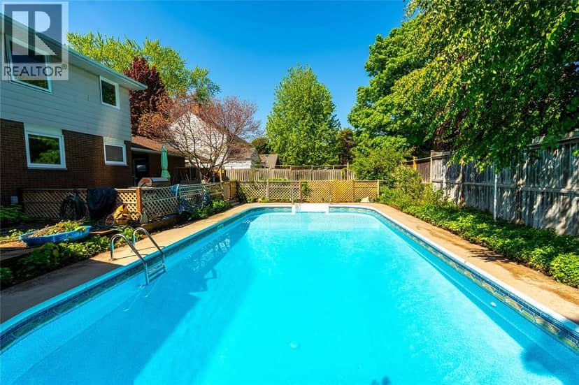 635 Highbury PARK — photo 30 of 40