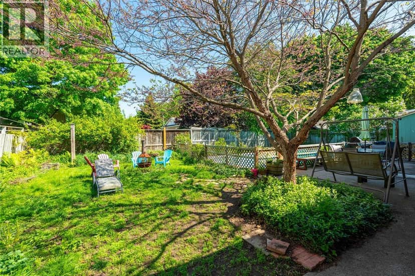 635 Highbury PARK — photo 35 of 40