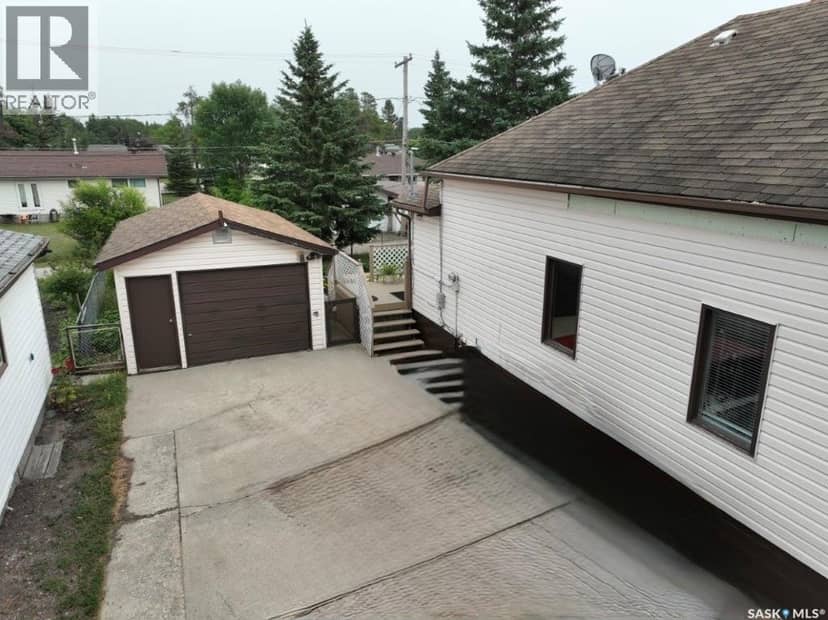 710 Prince STREET, Hudson Bay, photo 2