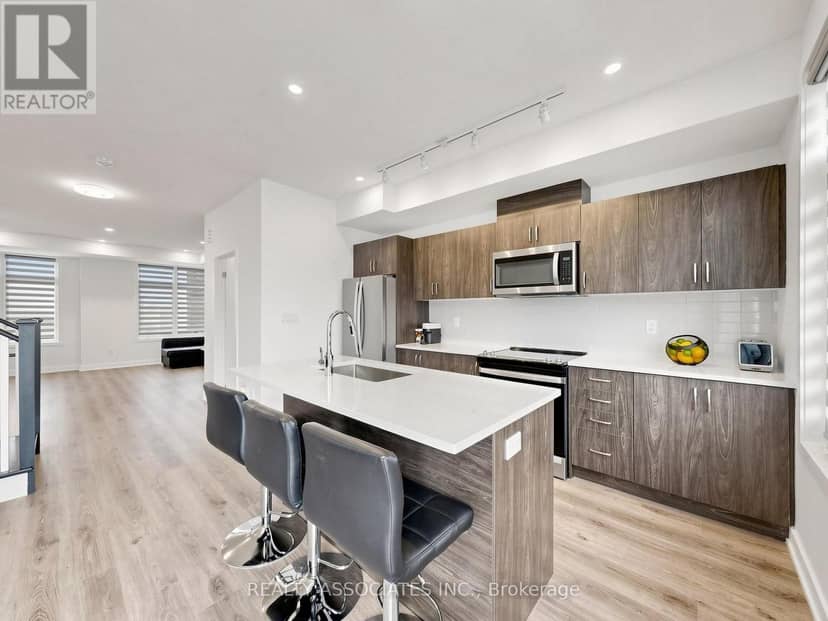 14 Baker Hill Boulevard — photo 14 of 33