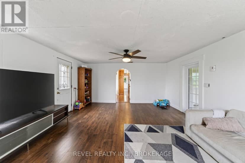 275 Haig Road — photo 19 of 40