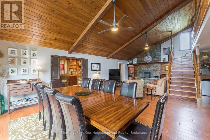 154 Collin Road — photo 15 of 40