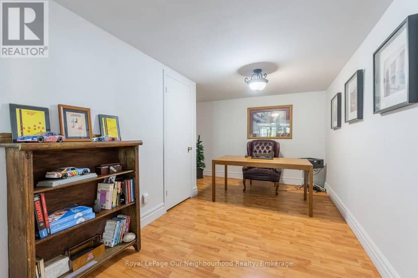 154 Collin Road — photo 36 of 40