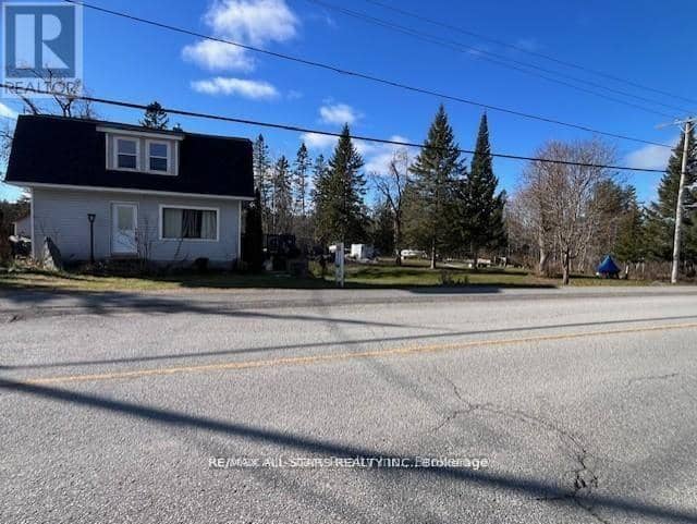 211 Burnt River Road, Kawartha Lakes, photo 2