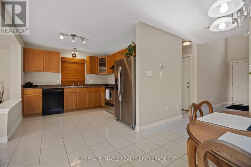 2504 Meadowgate Boulevard — photo 3 of 32