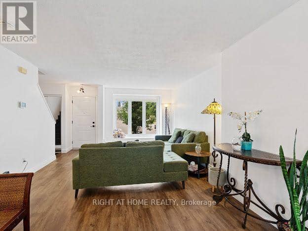 17 - 925 Lawson Road — photo 10 of 30