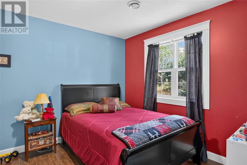 31 Smallwood Drive — photo 20 of 25
