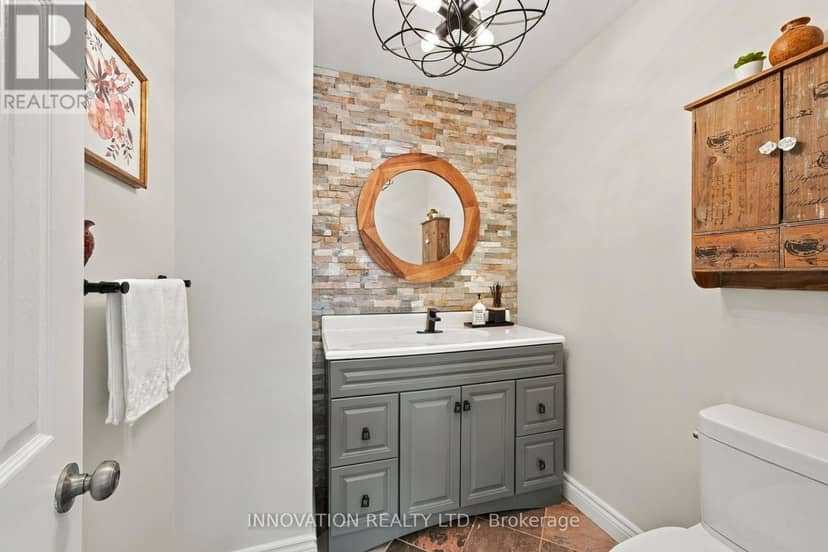 101 Mary Street — photo 19 of 40