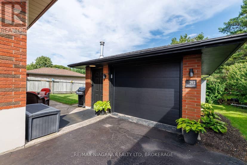393 Wellington Street, Port Colborne, photo 3