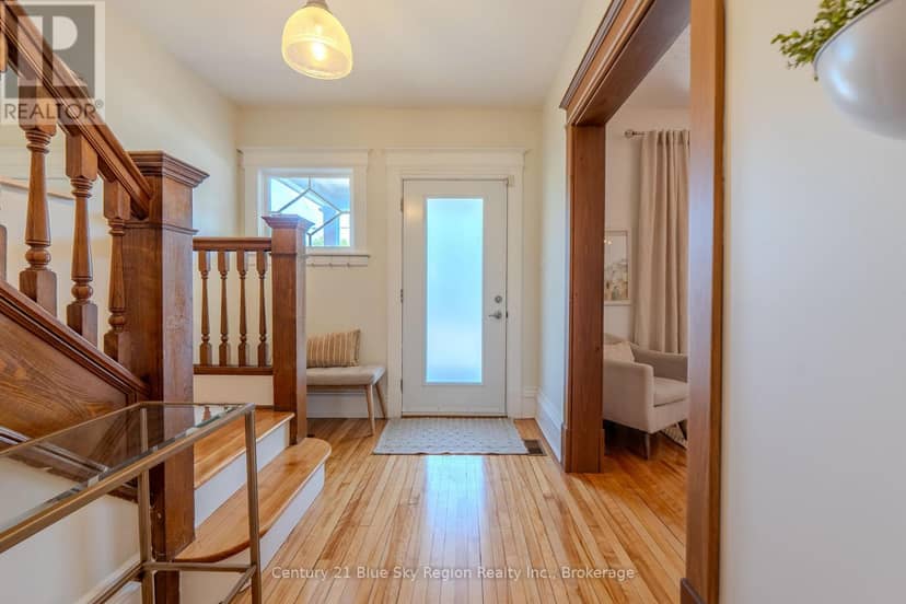 897 Main Street W, North Bay, photo 7