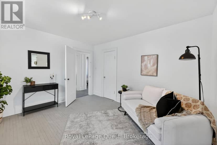 109 Brant Street E — photo 29 of 40