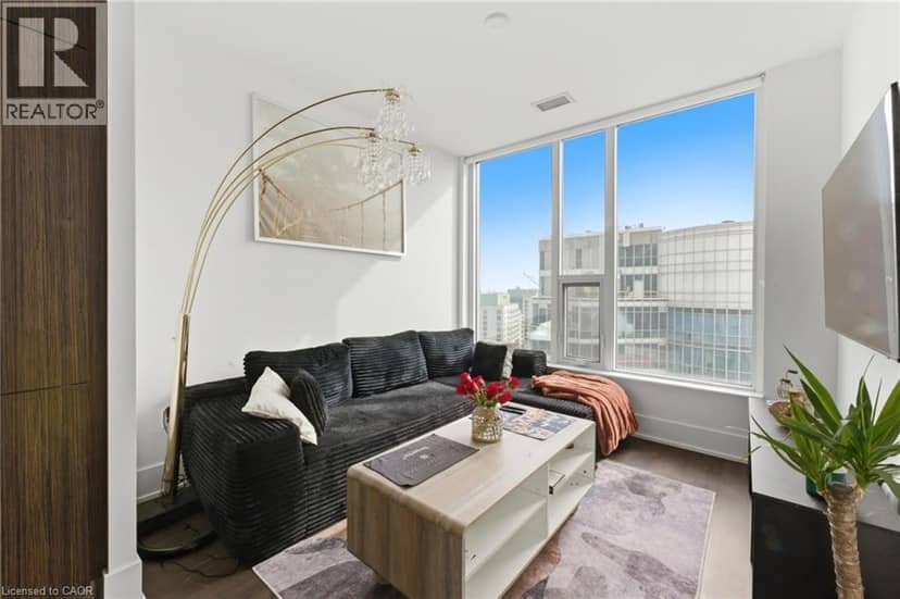 10 YORK Street Unit# 3807 — photo 5 of 40