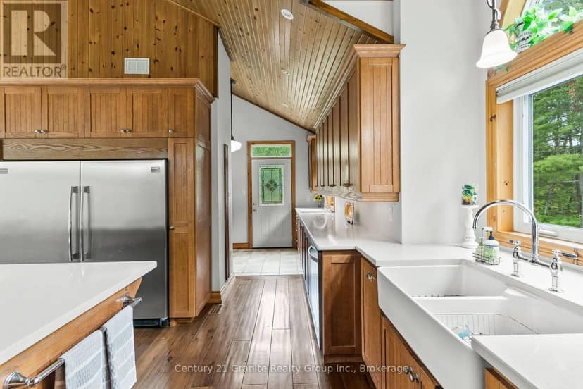 1003 Pontiac Drive — photo 17 of 40