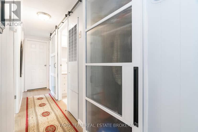 21 Hawthorne Drive — photo 19 of 34