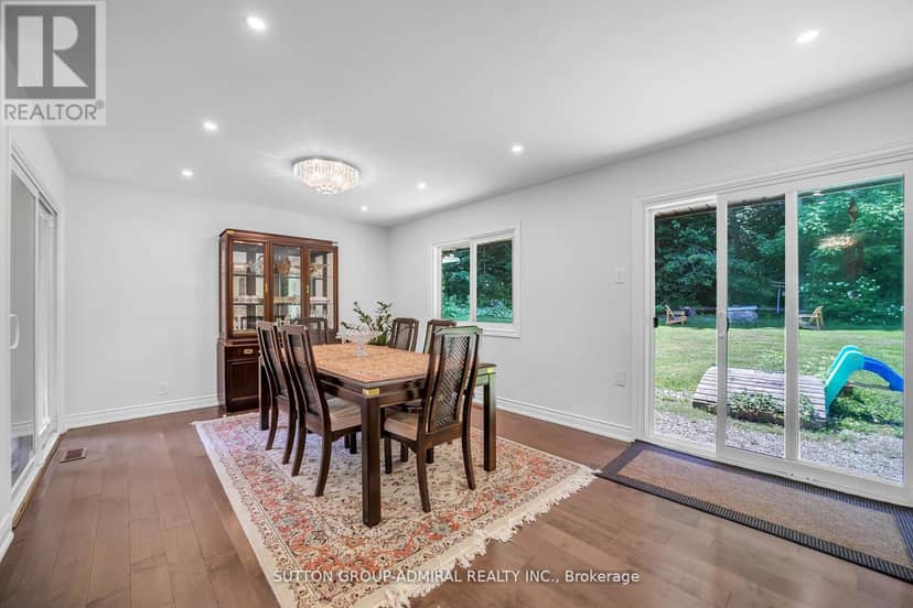 19246 Warden Avenue — photo 18 of 40