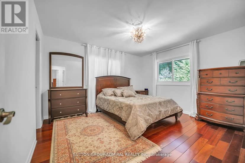 19246 Warden Avenue — photo 24 of 40