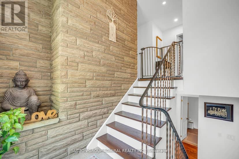 19246 Warden Avenue, East Gwillimbury, photo 6