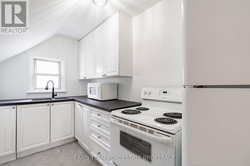 18 Holgate Street — photo 19 of 40