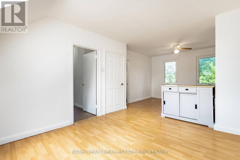 18 Holgate Street — photo 25 of 40