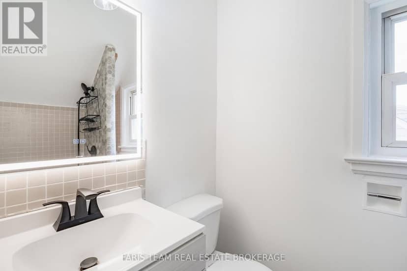 18 Holgate Street — photo 30 of 40