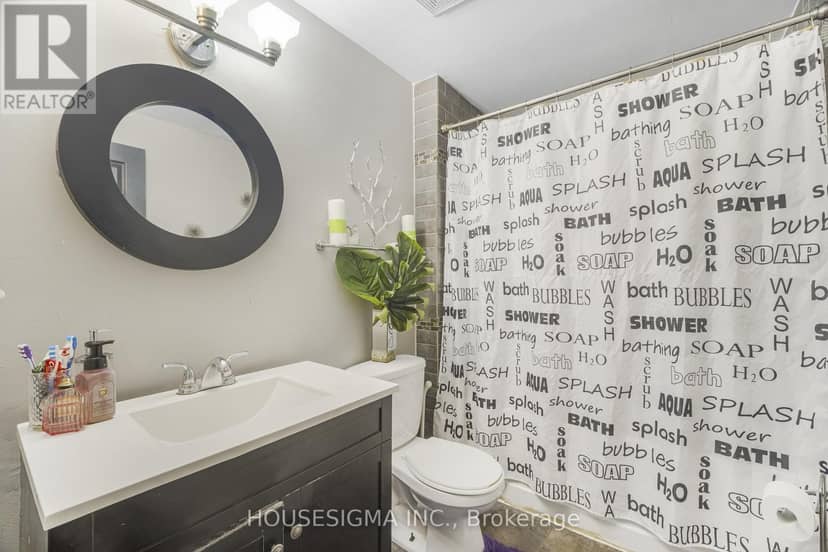 61 - 105 Hansen Road N — photo 23 of 29