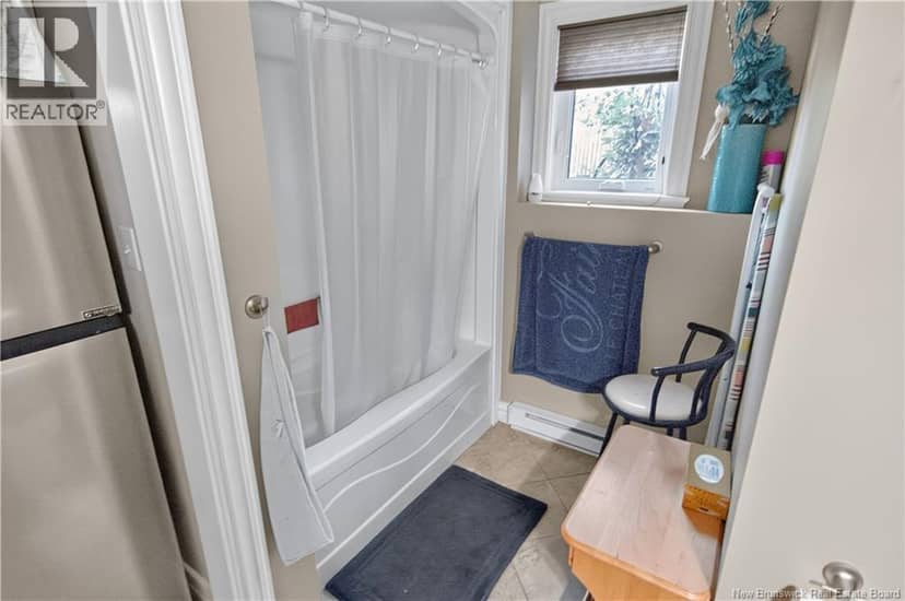 356 Maplehurst Drive — photo 17 of 24