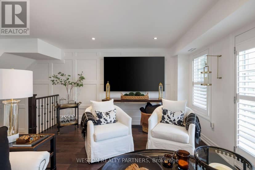 17 - 2369 Ontario Street — photo 23 of 40