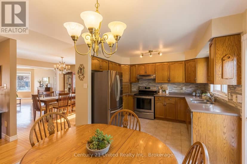 1441 Hetherington Drive — photo 18 of 40