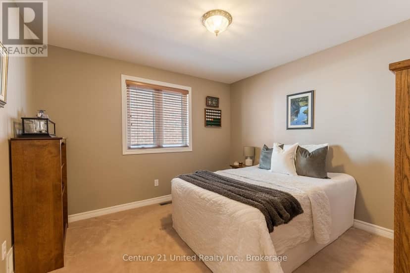 1441 Hetherington Drive — photo 29 of 40