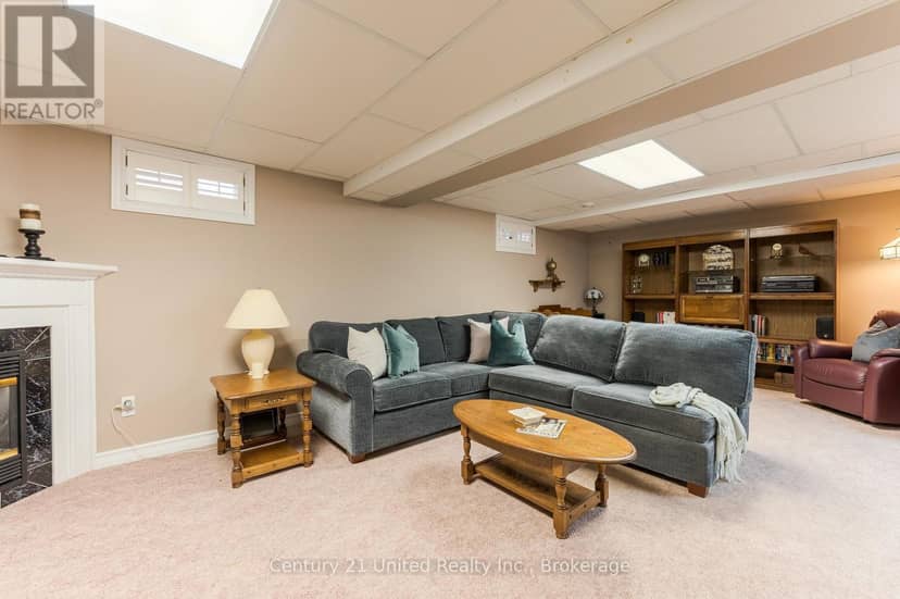 1441 Hetherington Drive — photo 37 of 40
