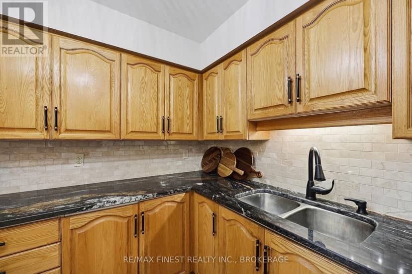 504 - 675 Davis Drive — photo 19 of 36