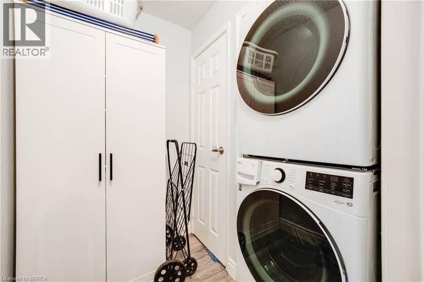 9 BONHEUR Court Unit# 401 — photo 14 of 26