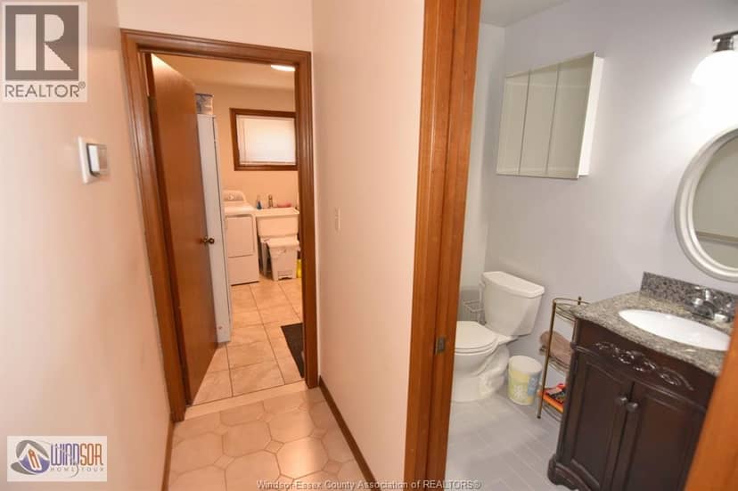3915 Villa Borghese Drive — photo 16 of 35