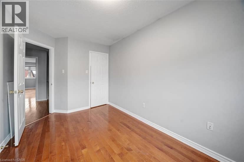 84 ANDRIANA Crescent — photo 23 of 40