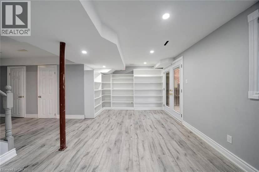84 ANDRIANA Crescent — photo 31 of 40