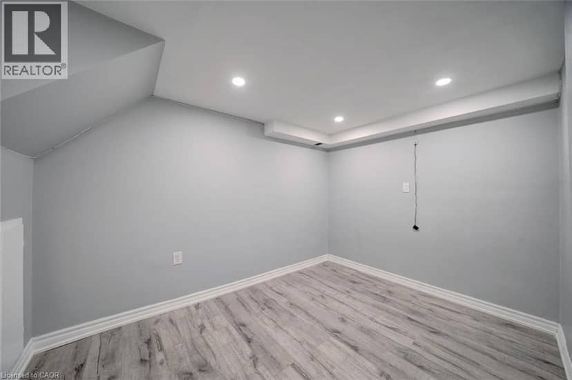 84 ANDRIANA Crescent — photo 33 of 40