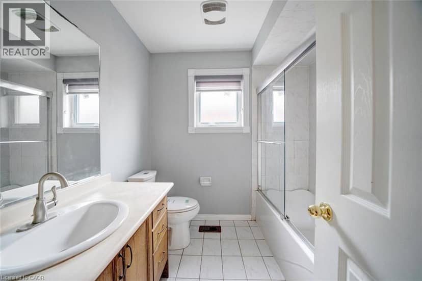 84 ANDRIANA Crescent — photo 27 of 40
