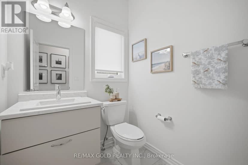 8 Huggins Drive — photo 20 of 40