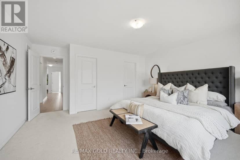 8 Huggins Drive — photo 27 of 40